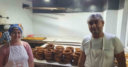 FIRINCIDAN ÖĞRETMENLERE ÜCRETSİZ SİMİT JESTİ
