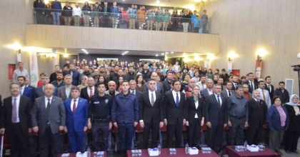 SELENDİ’DE 24 KASIM ÖĞRETMENLER GÜNÜ KUTLANDI