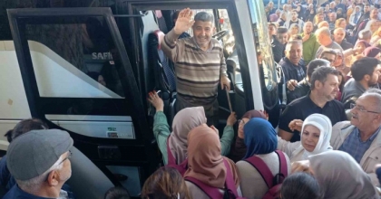 ÇİNELİ UMRECİLER KUTSAL TOPRAKLARA UĞURLANDI
