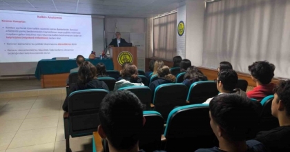 ADÜ’LÜ AKADEMİSYEN AYDIN LİSESİ’NDE ÖĞRENCİLERLE BULUŞTU