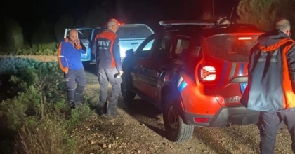 MANTAR İÇİN GİRDİĞİ ORMANDA KAYBOLAN VATANDAŞ AFAD TARAFINDAN BULUNDU
