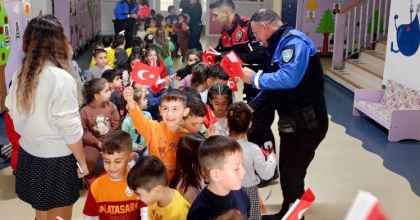 ÖĞRENCİLER POLİSLİĞİ TANIDI, GÜVENLİK KURALLARINI ÖĞRENDİ
