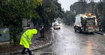 MUSKİ EKİPLERİ YAĞMUR MESAİSİNDE
