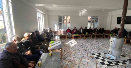 UŞAK İL TARIM MÜDÜRLÜĞÜ ÜRETİCİLERLE SAHADA BULUŞTU
