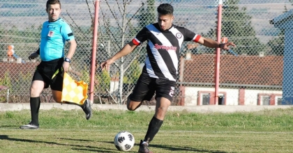 AVŞARSPOR SAVUNMAYA DENEYİM KATTI