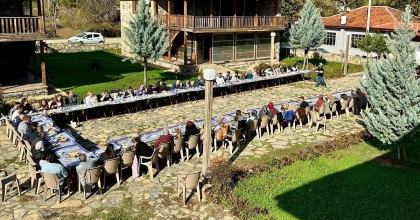 BAŞKAN PÜTÜN, ÖĞRETMENLERLE BİR ARAYA GELDİ