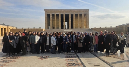 ÇAMELİLİ KADINLAR ANITKABİR’İ İLK KEZ GÖRDÜ