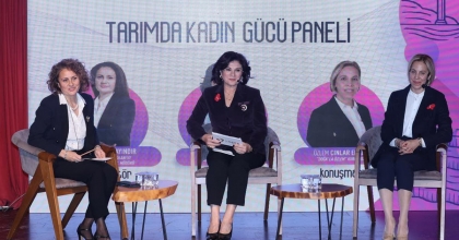 KADINLAR ZİRVESİNE YOĞUN İLGİ