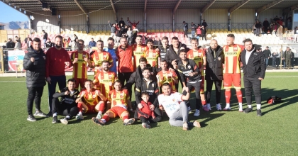 LİDER KIZILCABÖLÜKSPOR EVİNDE ŞOV YAPTI: 5-0