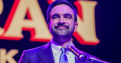 NEW YORK’UN İLK MÜSLÜMAN BELEDİYE BAŞKANI MAMDANİ OLDU