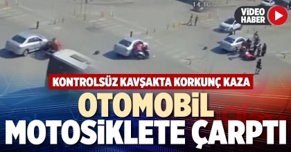 OTOMOBİL MOTOSİKLETE ÇARPTI