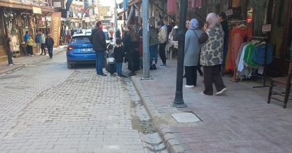 TERS YÖNE GİRDİ KAZA YAPTI