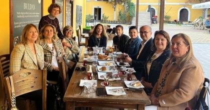 ÜNLÜ YAZAR BEZMEN BULDAN’I ZİYARET ETTİ