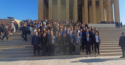 YENİ YÖNETİMDEN ANITKABİR ZİYARETİ