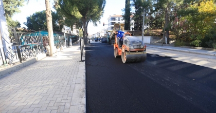 YILDIRIM BEYAZIT CADDESİ YENİLENDİ