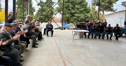 YUKARISEYİT SAKİNLERİ YAĞMUR DUASINA ÇIKTI