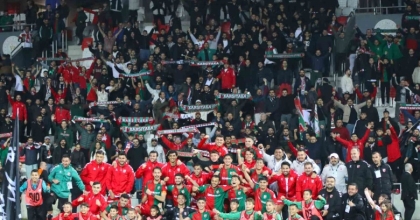 KARŞIYAKA, 3. LİG’DE KAYBETMEYEN İKİ TAKIMDAN BİRİSİ
