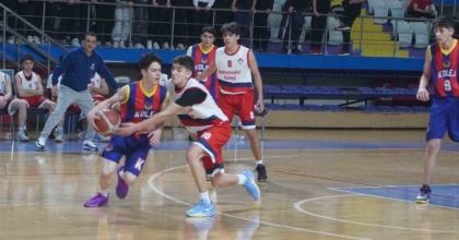 GENÇ ERKEKLER BASKETBOL MÜSABAKALARI SONA ERDİ
