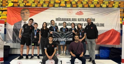 AYDINLI SPORCULARDAN TÜRKİYE KUPASI’NDA TARİHİ BAŞARI
