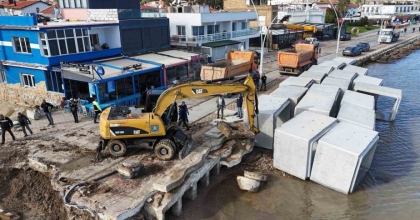 FOÇA’DA SEL VE TAŞKIN FELAKETİNE GECİKMELİ TEDBİR