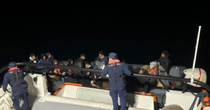 MOTOR ARIZASI NEDENİYLE SÜRÜKLENDİLER
