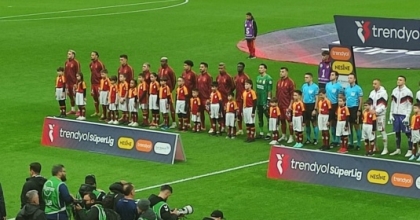 MİLASLI ŞEHİDİN ÇOCUKLARI, GALATASARAY’IN ONUR KONUĞU OLDU
