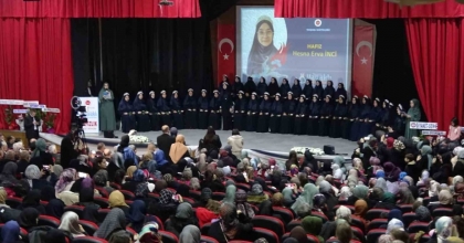 KÜTAHYA TAVŞANLI’DA 36 KIZ HAFIZ İÇİN GÖRKEMLİ İCAZET TÖRENİ