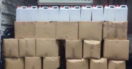 İZMİR’DE 860 LİTRE ETİL ALKOL ELE GEÇİRİLDİ
