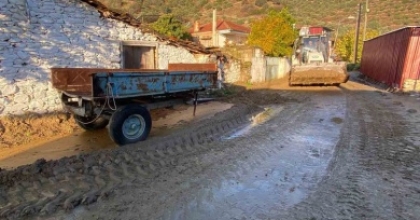 BOZDOĞAN BELEDİYESİ’NDEN YAĞMUR SONRASI MÜDAHALE
