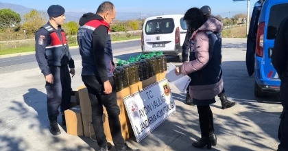 OTOBÜS BAGAJINDAN 400 LİTRE KAÇAK YAĞ ÇIKTI
