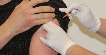 KALP KRİZİYLE AŞIYI EŞİTLEMEK KAMU SAĞLIĞINA ZARAR VERİR