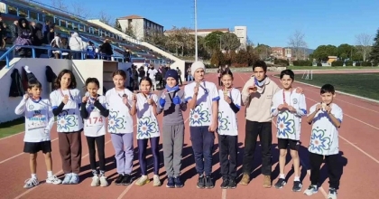 MUĞLA BÜYÜKŞEHİR ATLETLERİNDEN 27 ARALIK BÜYÜK ATATÜRK KOŞUSUNDA MADALYA YAĞMURU