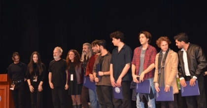 ’EGE’NİN SESİ’ YARIŞMASININ KAZANANI ARBEN ÖZGEÇER OLDU