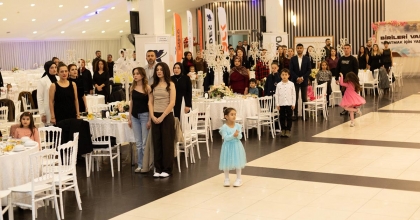 DENİZLİ’DE SAĞLIK ÇALIŞANLARI BİR ARAYA GELDİ