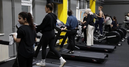 DENİZLİ KIZ ÖĞRENCİ YURTLARINDA FİTNESS SALONU HİZMETE GİRDİ