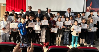 MATEMATİĞİN DÂHİLERİ ÖDÜLLENDİRİLDİ