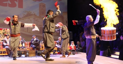 SIRA GECESİ İLE KÜLTÜRLER BULUŞTU