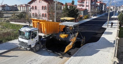 TAVAS’TA RECEP YAZICIOĞLU CADDESİ YENİLENİYOR