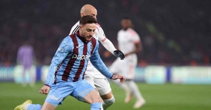 TRABZONSPOR İLE BEŞİKTAŞ ARASINDAKİ DERBİ BERABERE BİTTİ