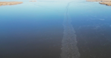 EBER GÖLÜ SOĞUK HAVA NEDENİYLE DONDU
