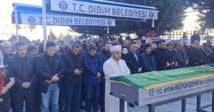 DİDİM’DE 8 SAAT ARAYLA VEFAT EDEN KIR ÇİFTİ SON YOLCULUĞUNA UĞURLANDI