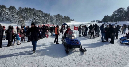 MURAT DAĞI TERMAL KAYAK MERKEZİ, SÖMESTİRDE TATİLCİLERİN GÖZDESİ OLDU

