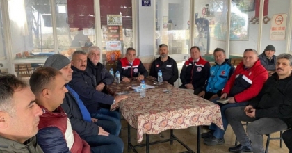 AYDIN’DA TARIM MASAYA YATIRILDI, ÜRETİCİNİN SORULARI SAHADA YANITLANDI