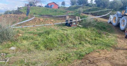 ŞARAMPOLE DEVRİLEN TRAKTÖR SÜRÜCÜSÜ HAYATINI KAYBETTİ
