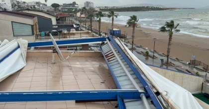 DİDİM’DE FIRTINA ETKİLİ OLDU
