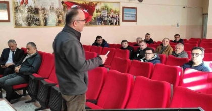 ÇİFTÇİLER TARSİM KONUSUNDA BİLGİLENDİRİLDİ