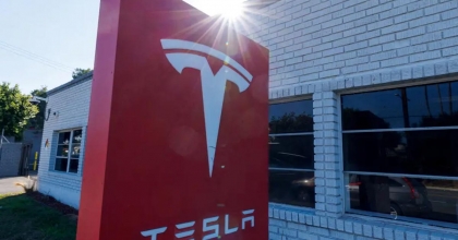 TESLA LİDERLİĞİ ÇİNLİ RAKİBİNE KAYBETTİ