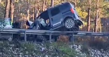 MARMARİS’TE TRAFİK KAZASI: 4 YARALI
