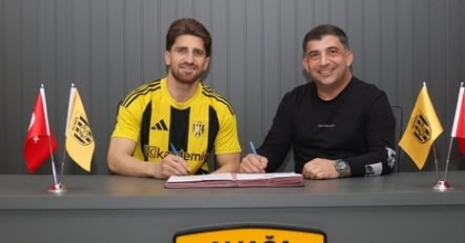ALİAĞA FK’DA BİR TRANSFER, BİR AYRILIK
