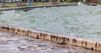 DENİZDEKİ TAŞMANIN NEDENİ ’BİLEŞİK KAPLAR’ ETKİSİ